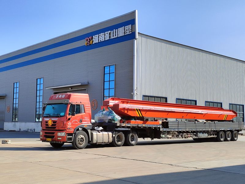 電動單梁起重機(jī)，LD20t-26.8m，4臺，發(fā)往石家莊交付客戶使用。