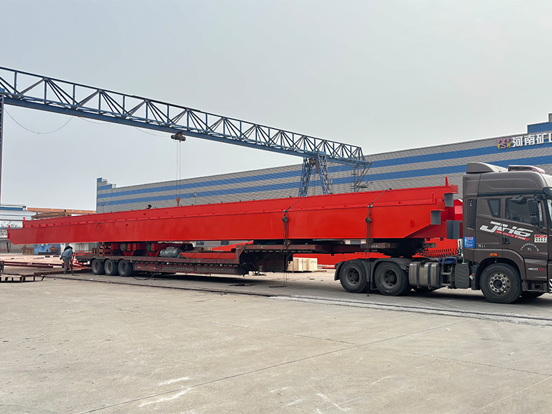 葫蘆雙梁、電動(dòng)單梁 LH5t-30.34m LD5t-30.34m 制作完成 裝車發(fā)出